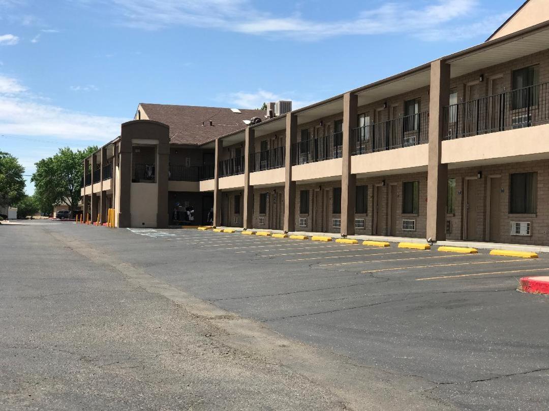 Days Inn By Wyndham Albuquerque West Екстер'єр фото