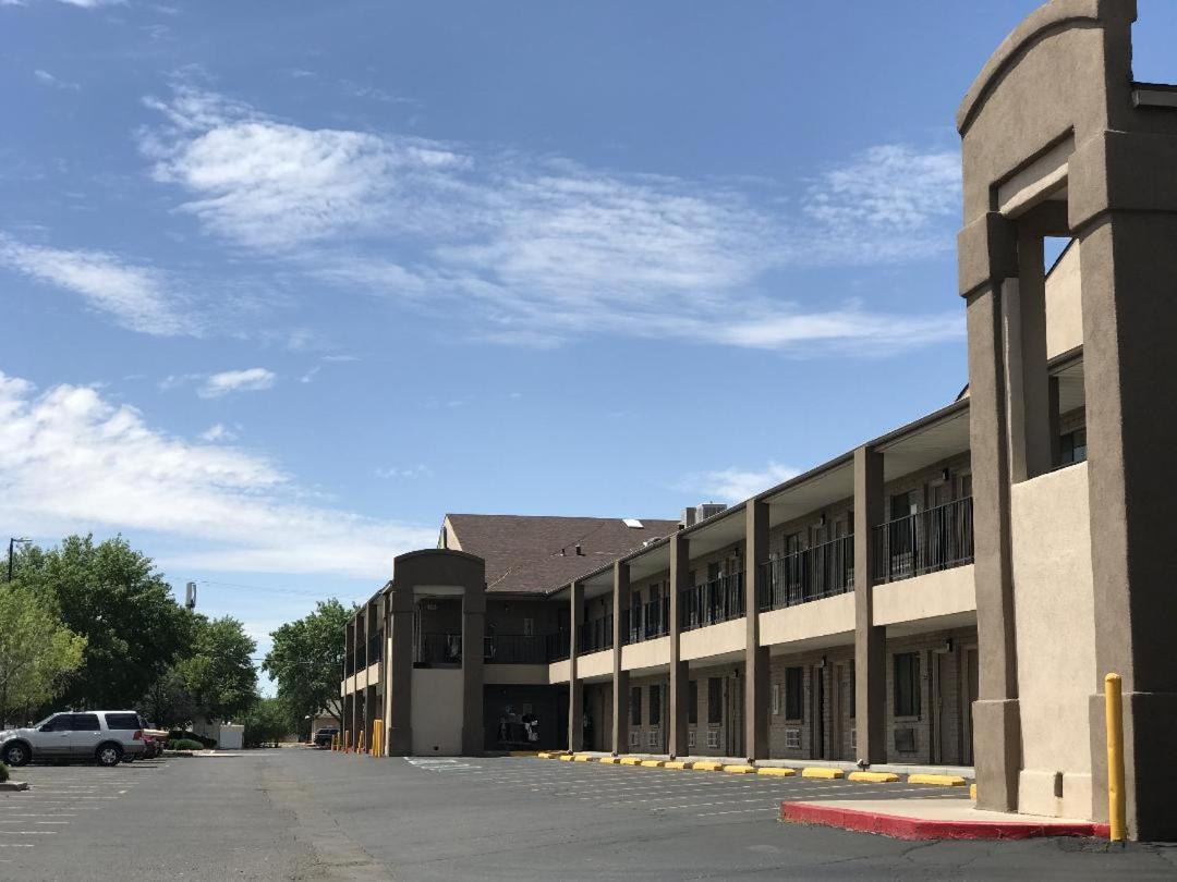 Days Inn By Wyndham Albuquerque West Екстер'єр фото
